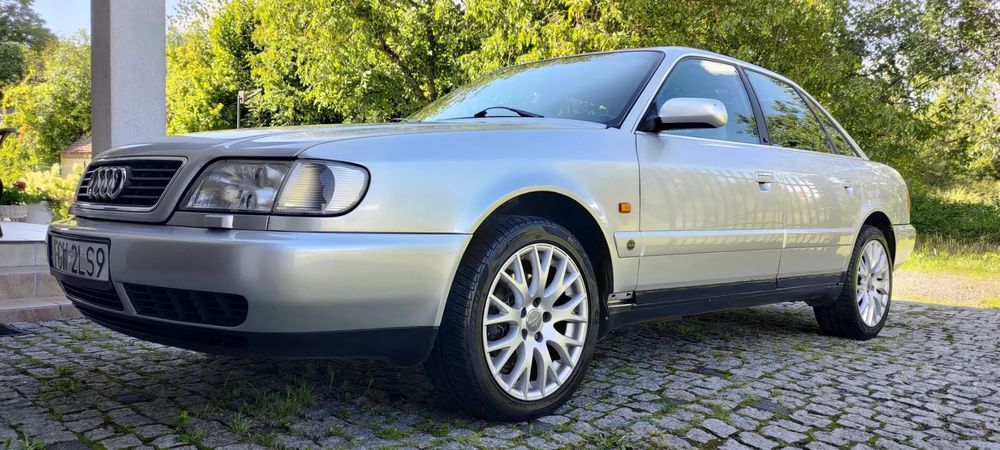 Audi A6 Limousine Audi A6 C4 2.6