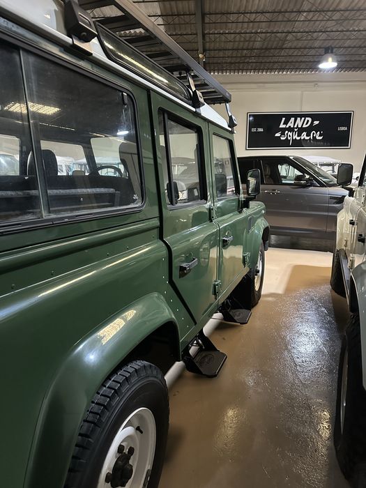 Land Rover Defender 110 Td5 — photo 2
