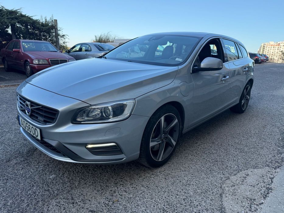 Volvo V60 plug-in/ diesel Rdesing