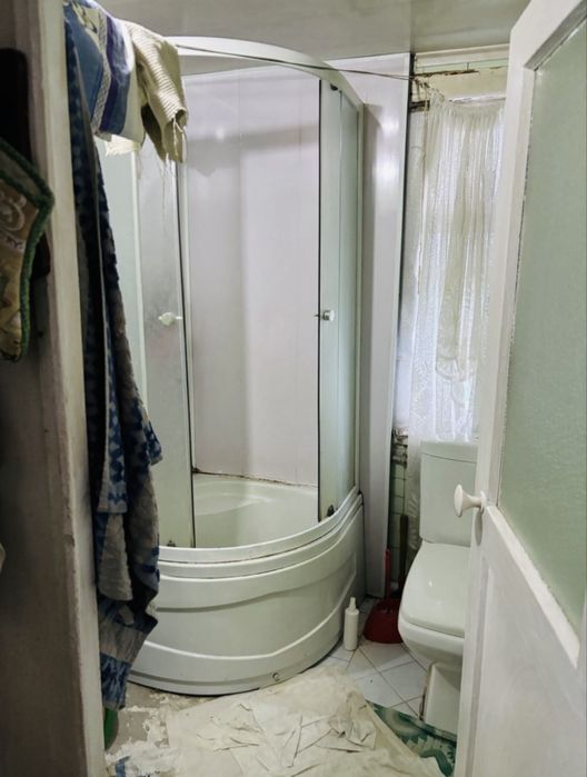 Продам  пол дома Соцгород