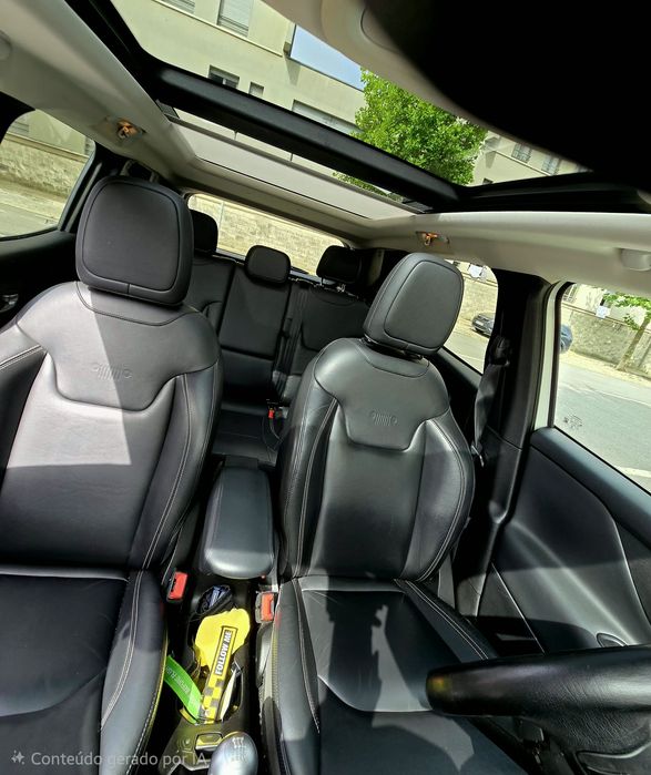 Jeep Renegade 1.4 gasolina motor eco turbo de 140 cv.com 114 000 kilom.