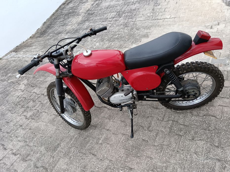 Casal 5 - restaurada e em muito bom estado