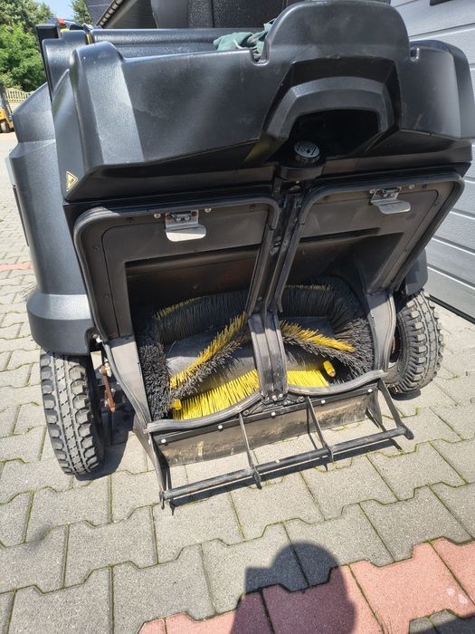 Zamiatarka Karcher KM 105/100 RG