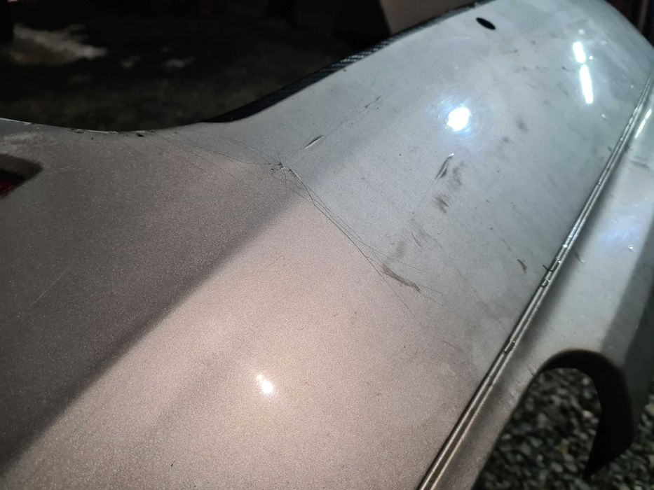 zderzak tylny tył pod PDC BMW F11 354 srebrny titsnsilber