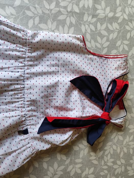 Vestido Lion off Porches tamanho 9/ 10 anos