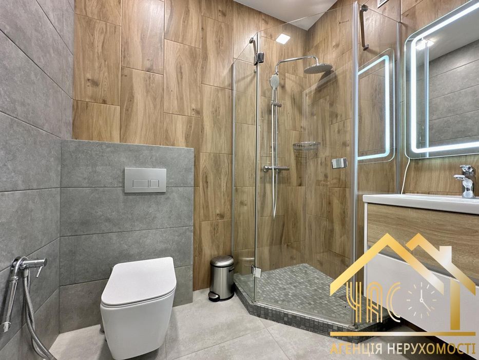 Таунхаус 95 м² з ремонтом і меблями, Жуляни, Київ