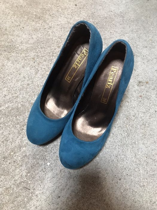 Sapatos azuis