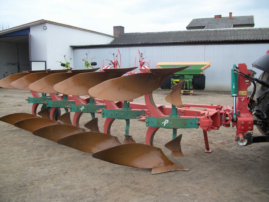 Pług obrotowy Kverneland ED 100