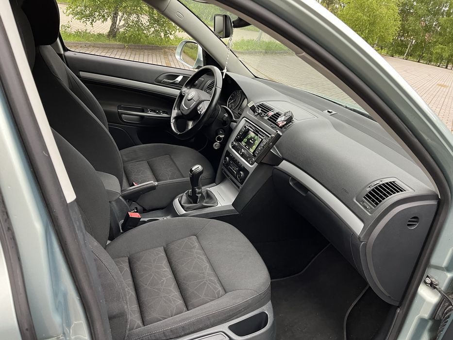 Skoda Octavia 2012 // покоління А5(FL).  2.0. DMT ( 140 к. с)