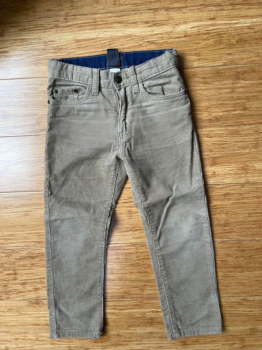 Spodnie chłopięce r. 110