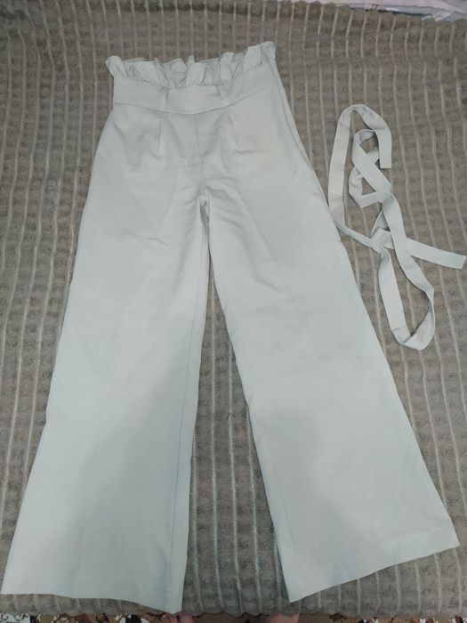 Брюки бежеві з високою талією