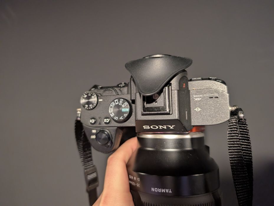 Sony A7iii com acessórios