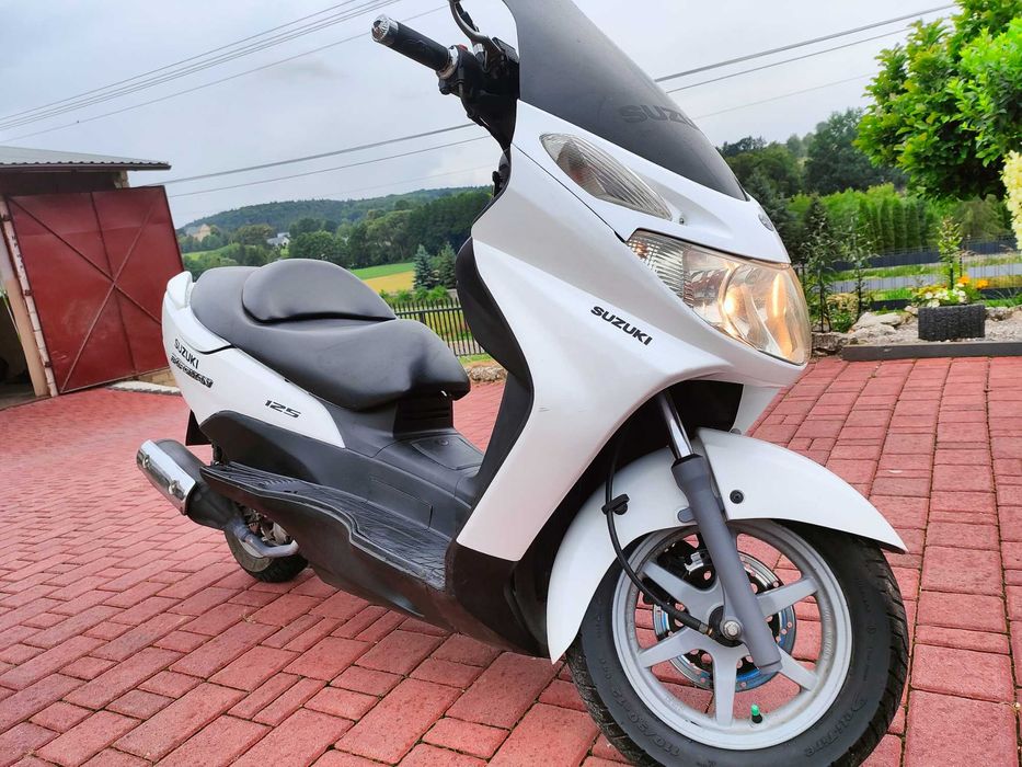 Suzuki Burgman 125