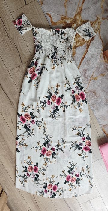 Zwiewna sukienka hiszpanka w kwiaty maxi asymetryczna boho
