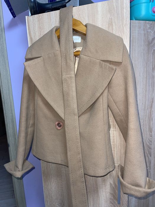 Пальто жіноче / осінь