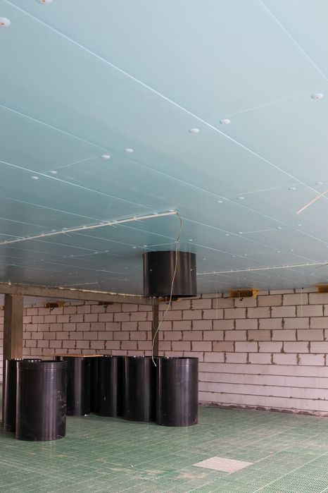 Sufit Strop Podbitka Obory Kurnika Tuczarni Chlewni Styrodur XPS AGRO