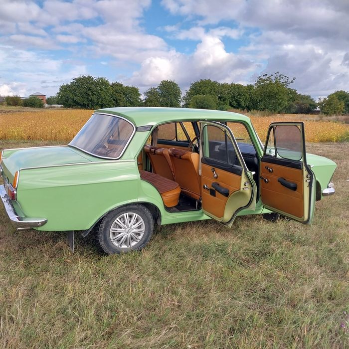 Автомобіль, капсула часу ІЖ412