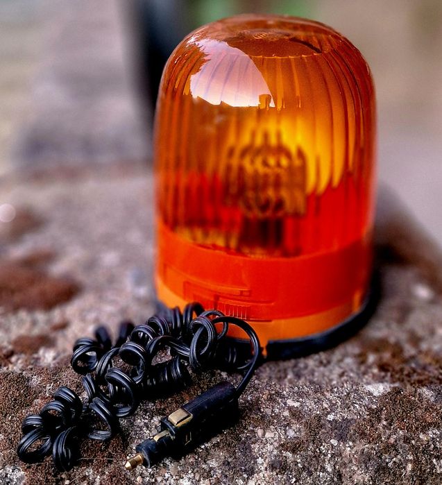 Pirilampo marca Hella 12v