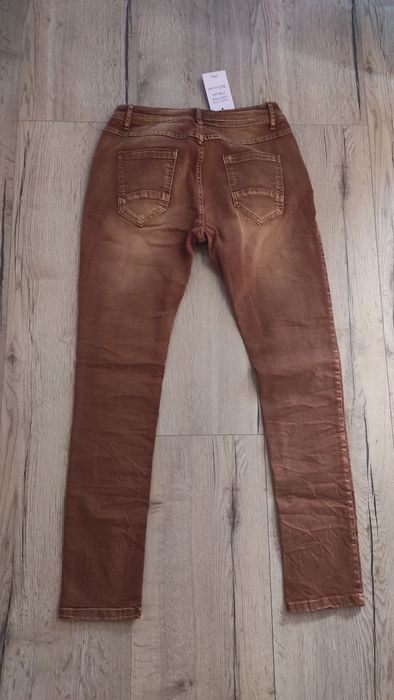 Spodnie typu baggy 36
