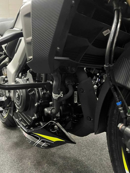 Мотоцикл Bajaj Pulsar NS 400