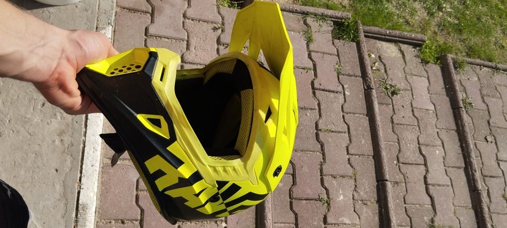 kask raven rozmiar M