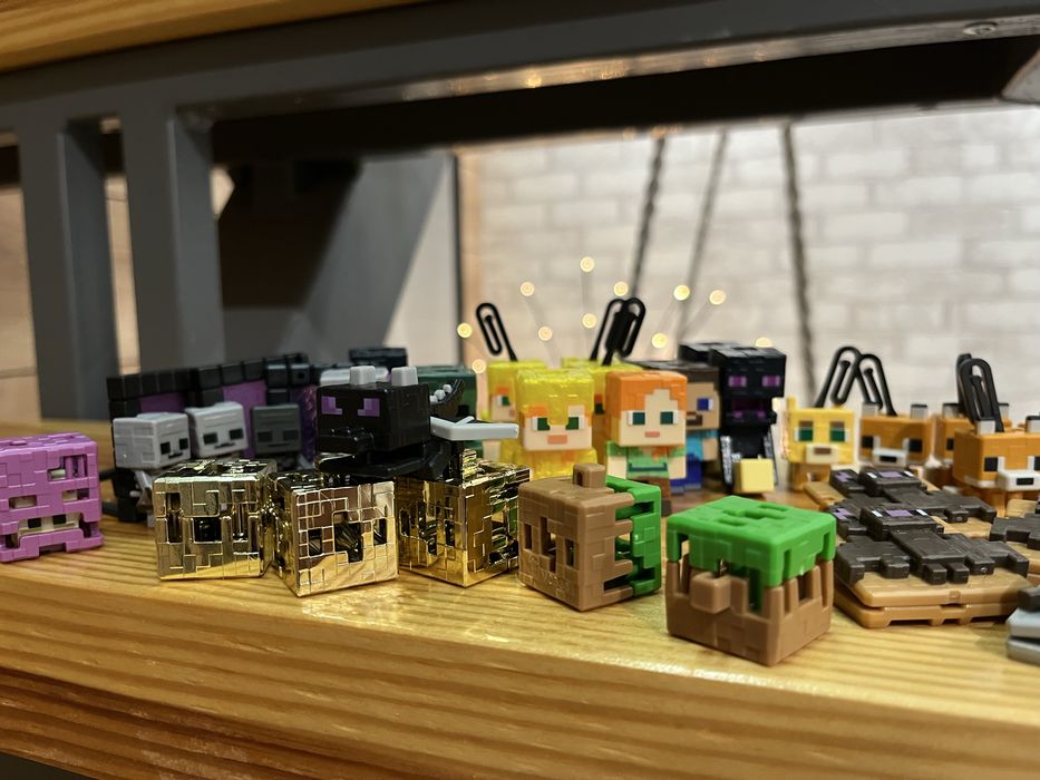 Фігурки кіндер джой дивні дива майнкрафт kinder joy minecraft