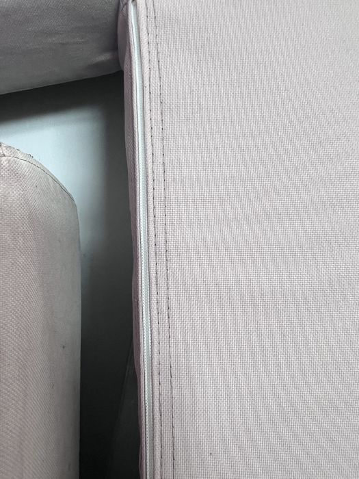 Narożnik z palet biały materace pokrowce meble ogrodowe