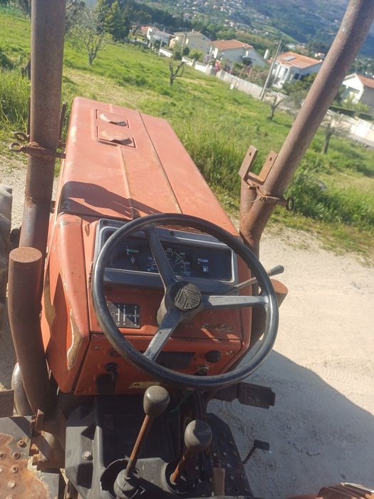 Trator fiat 55-66 vinhateiro