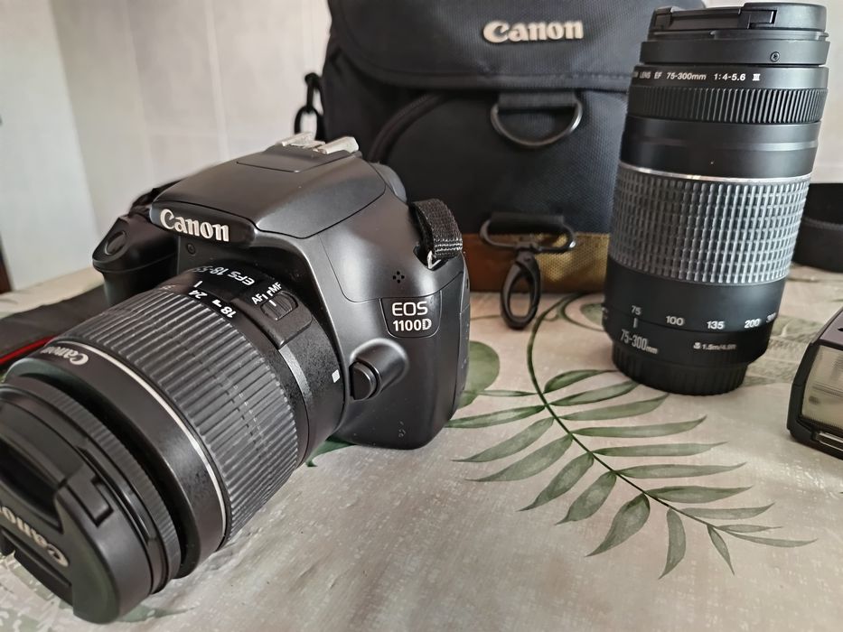 Canon EOS 1100D - kit completo