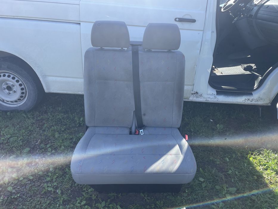 Сидіння переднє двойне півторачка Volkswagen T5 сиденье пассажира Т5