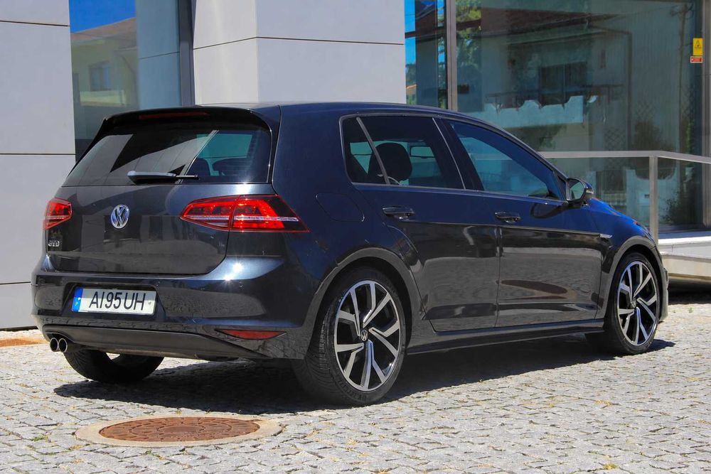Volkwagen Golf 2.0 TDI GTD - Desde 185€/mês