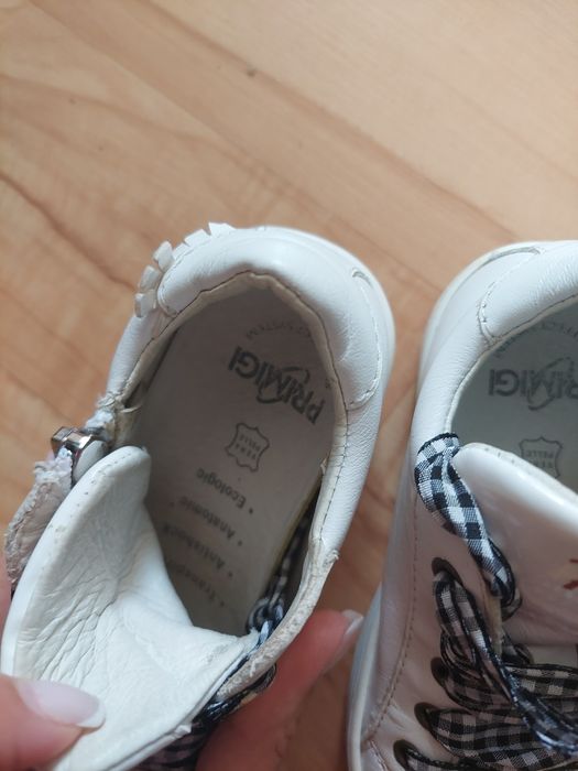 Primigi 24 skóra buty