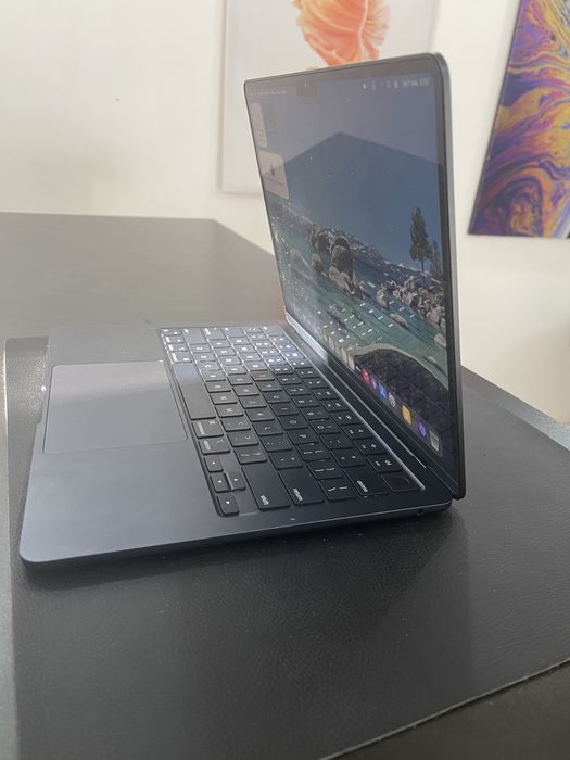 MacBook Air M2 13” (2022) 8/256 GB