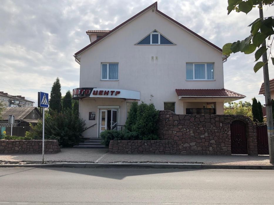 Продаж будинку в Звягелі (центр) — ідеально під житло або бізнес! - View 4