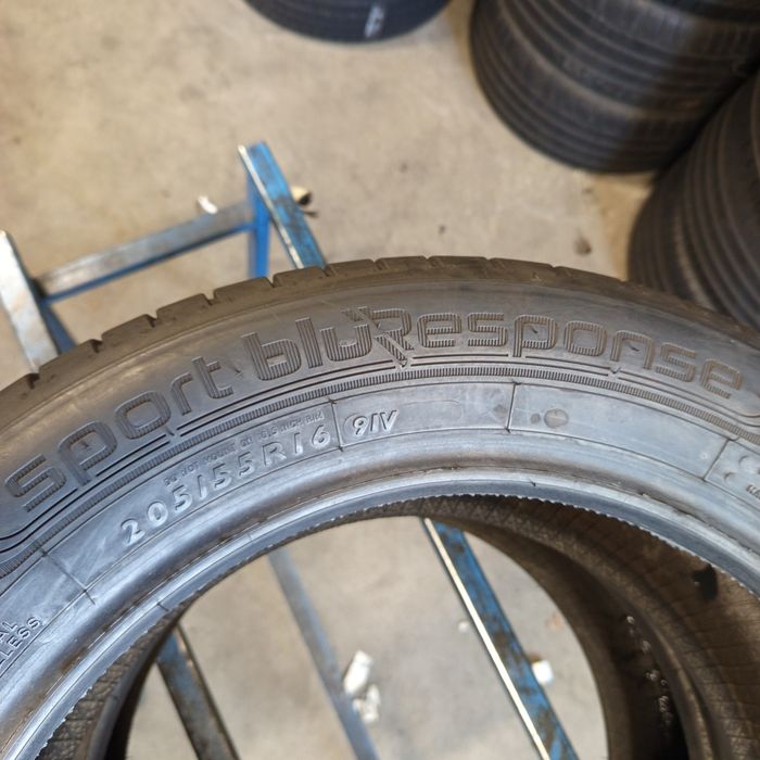 205/55/R16 Dunlop Sport BluResponse