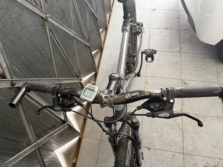 Bicicleta em excelente estado