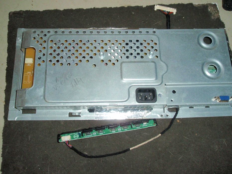 LED Мониторы  на запчасти