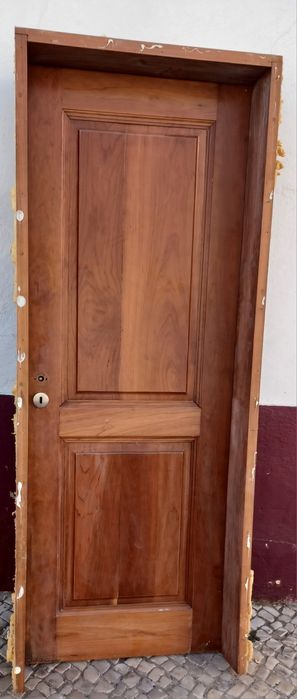 Vendo esta porta