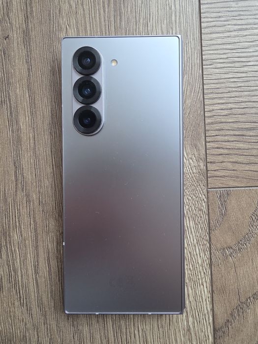 Sprzedam Galaxy Fold 6 z ubezpieczeniem