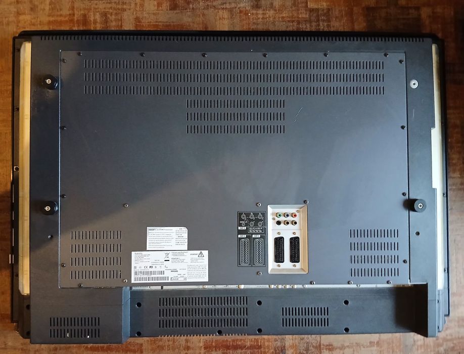 Televisao Philips com Led traseira