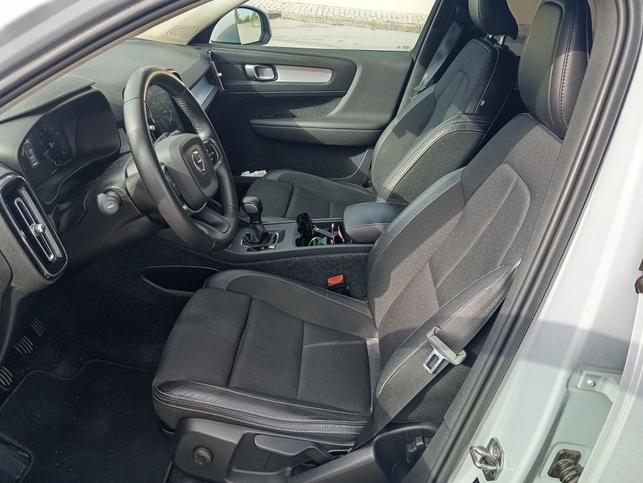 Volvo XC 40 T3 Momentum