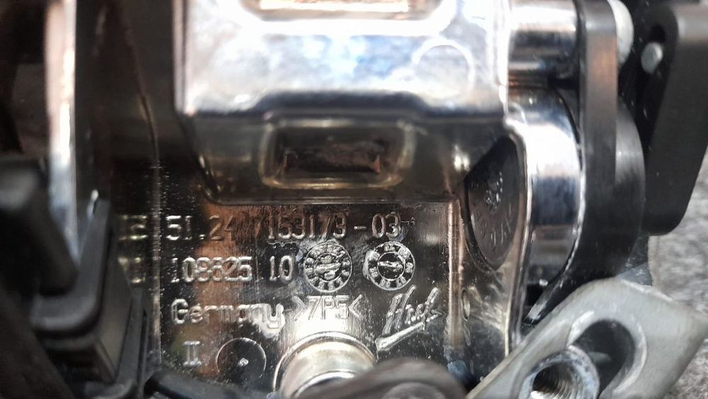 PUNHO BOTÃO FECHO PUXADOR EXTERIOR PORTA MALA TRASEIRA TRÁS 715317303