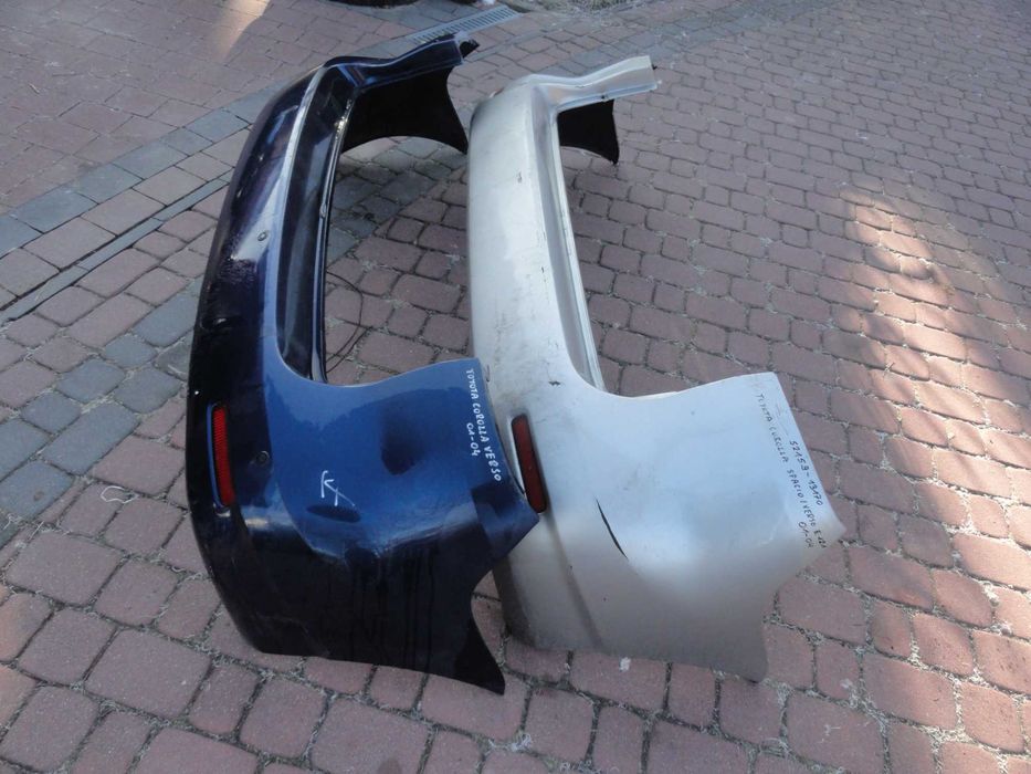 Toyota Corolla Verso 1 Zderzak tył 01-04