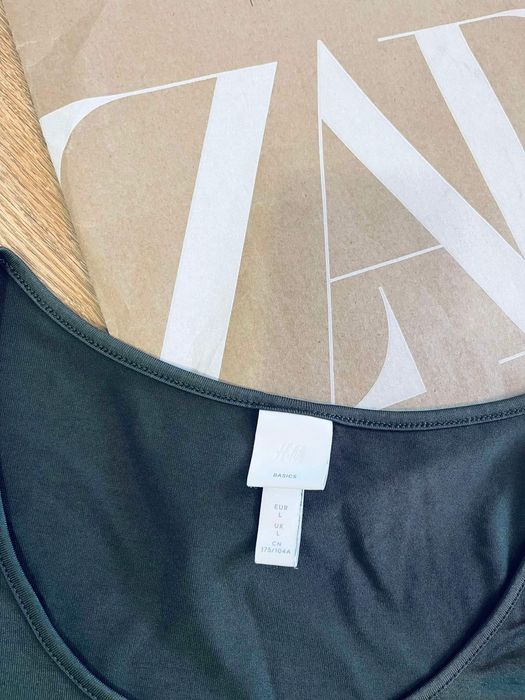 H&M Basic zielona bluzka koszulka t-shirt klasyczna khaki