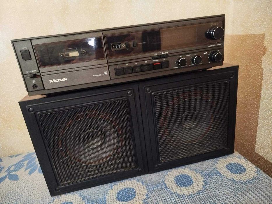 Магнітофон Маяк М-240С-1 з колонками