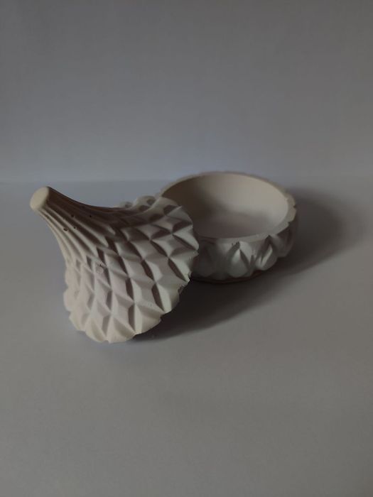 Гіпсова вазочка для прикрас