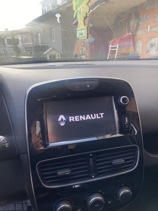 Carrinha Clio como nova