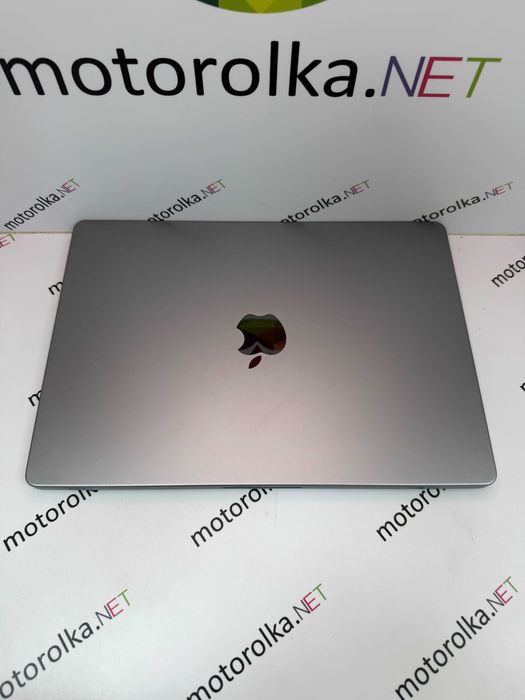Ноутбук MacBook Pro 14 M3 8CPU/10GPU 16RAM 512SSD Space Gray 93% (68 циклов) MDM