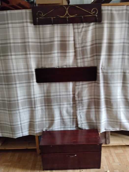 Drewniana szafka na buty 80 cm. + wieszak
