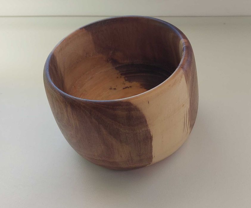 Miseczka z Orzecha Włoskiego 10x7cm